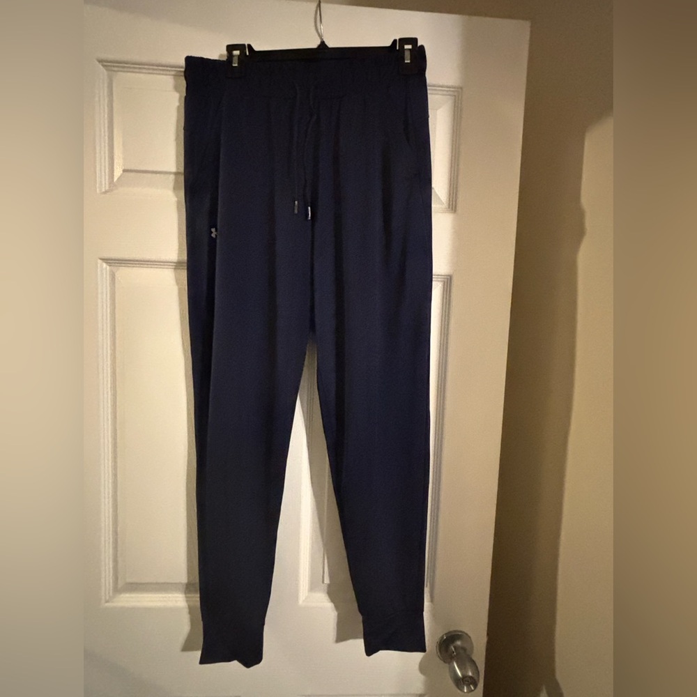 Under Armour Women's Navy Track Pants/Joggers